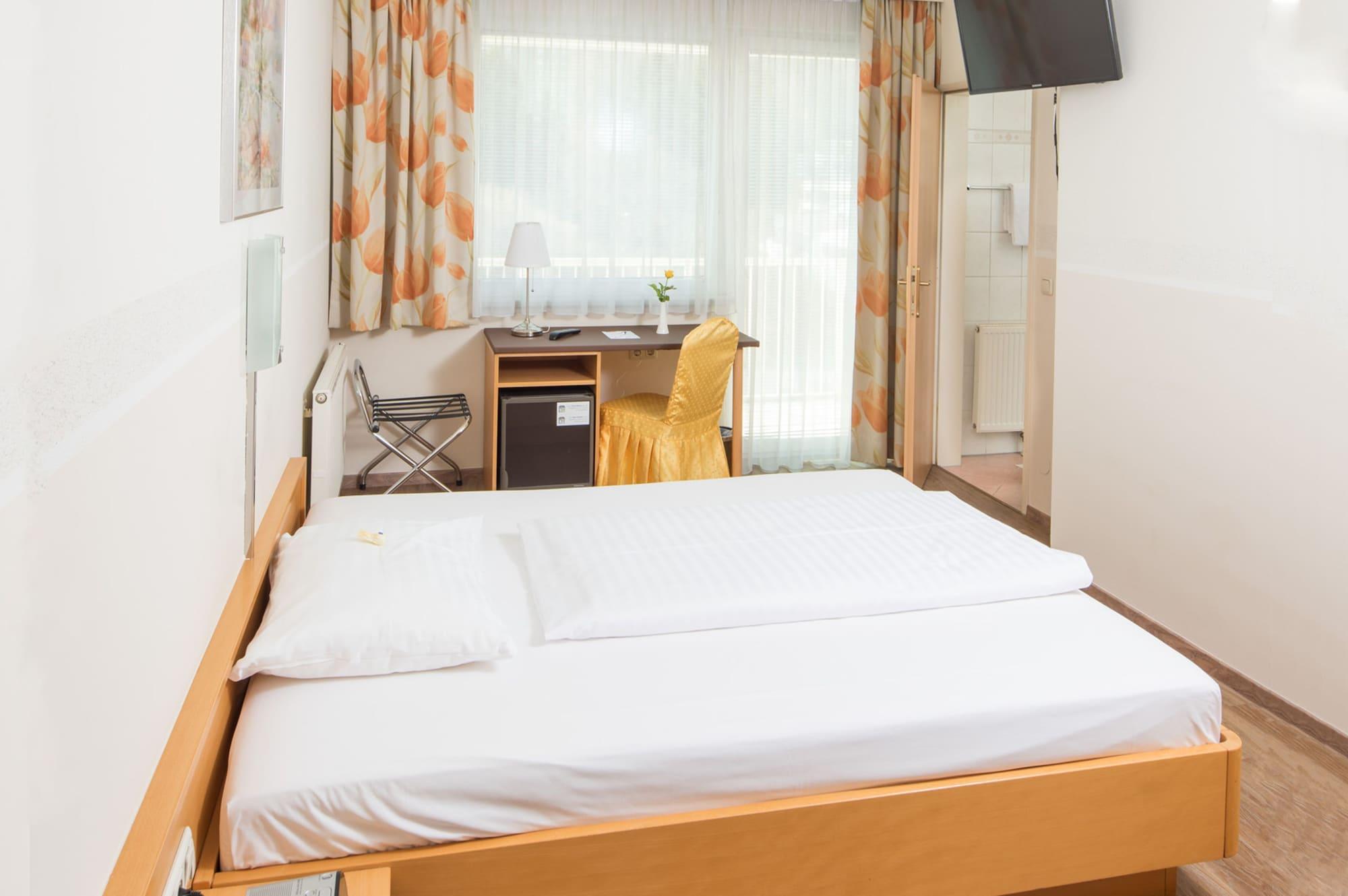Hotel Novapark Flugzeughotel 3*