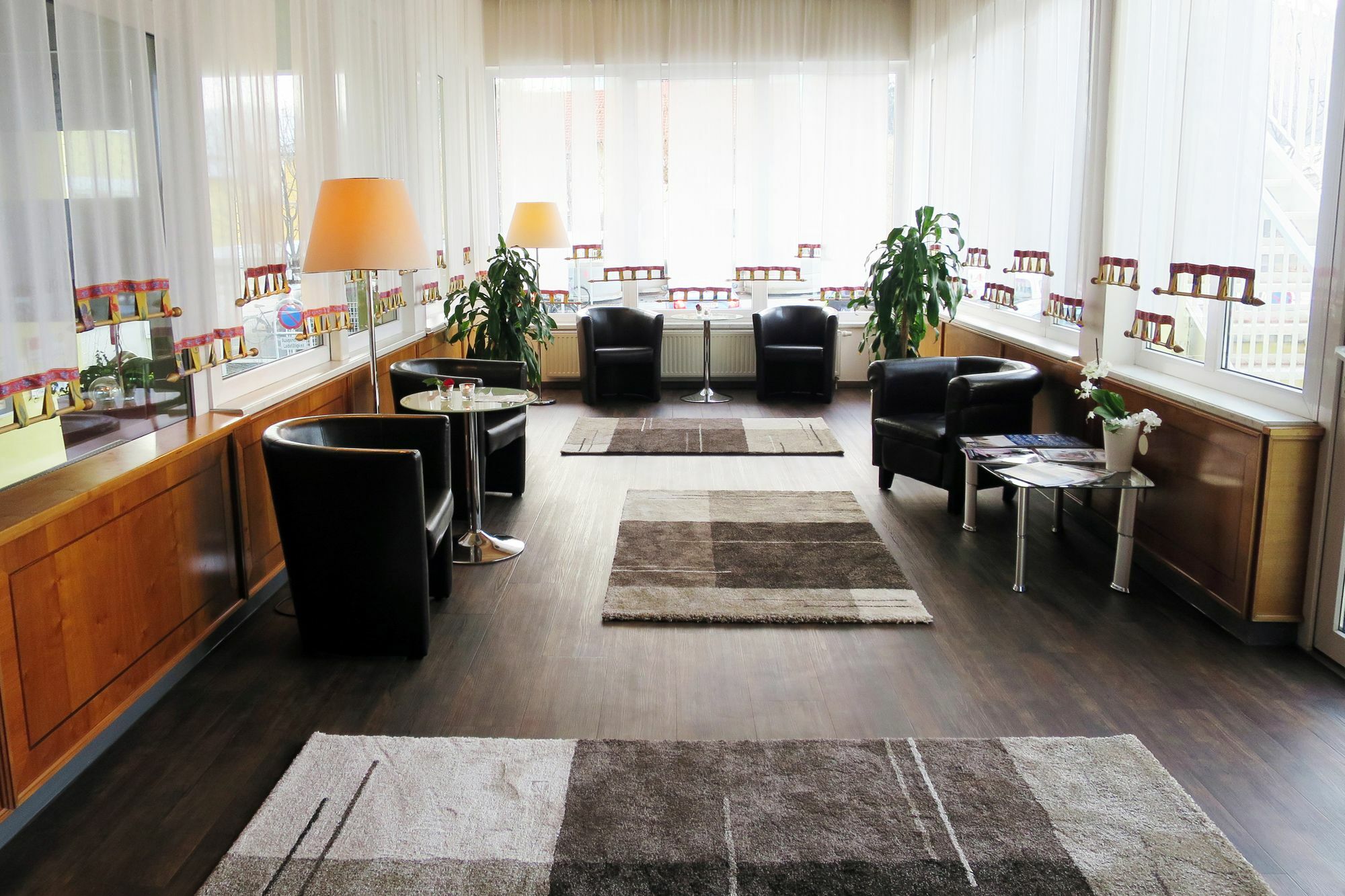 Novapark Flugzeughotel 3* Graz
